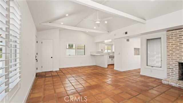 Building Photo - 304 Larkspur Ave