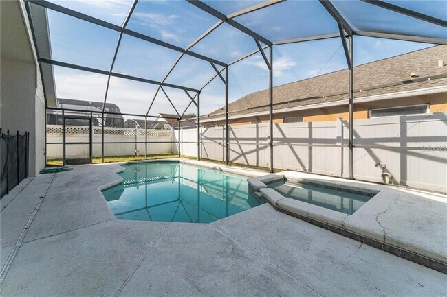Building Photo - 8104 Santee Dr