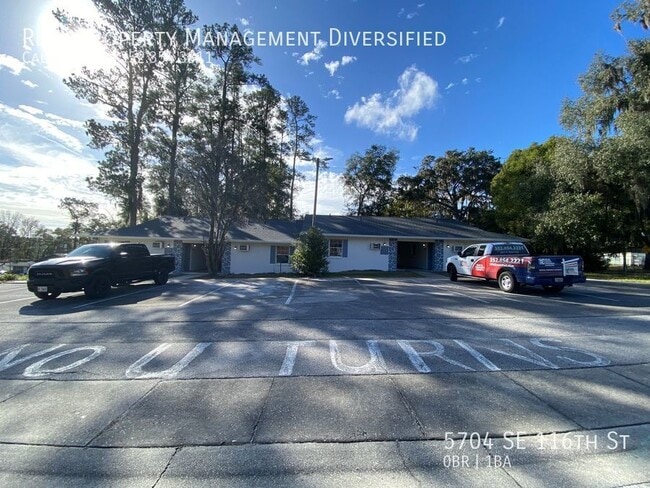 Primary Photo - 5704 SE 116th St