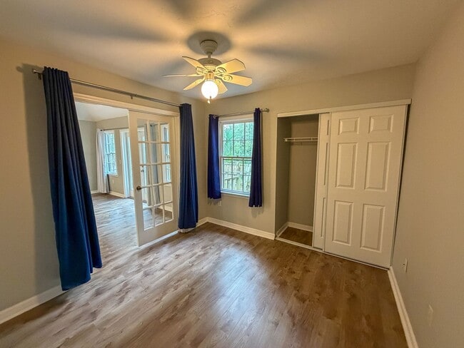 Building Photo - 5324 SW 88 Ct