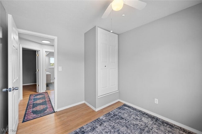 Building Photo - 5401 Woodbury Hills Dr