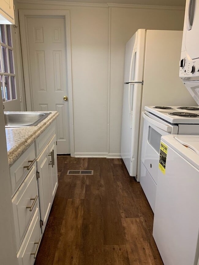 Building Photo - Quaint 1 BR / 1 BA home in Lancaster City