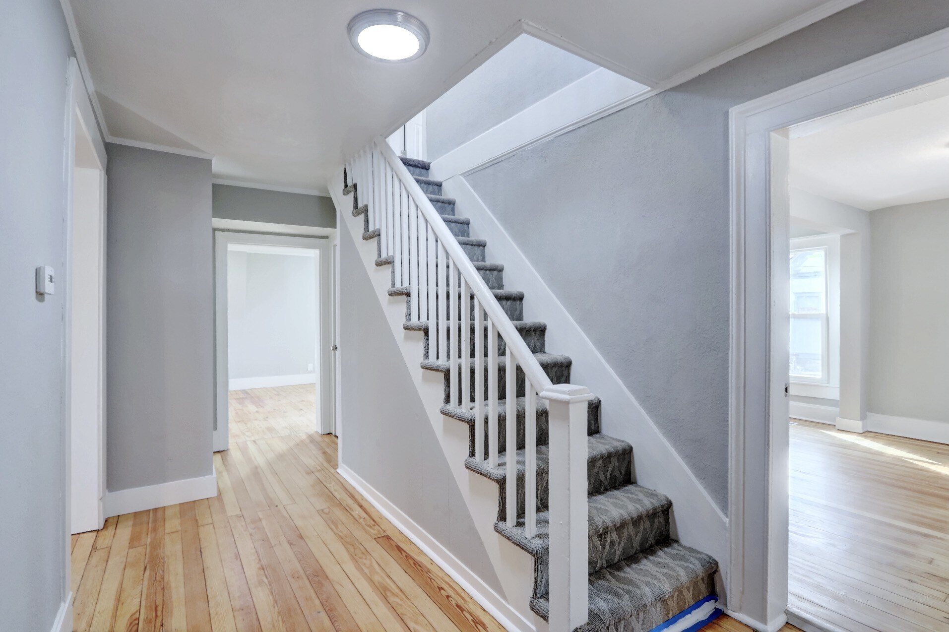 Building Photo - 505 E Wall St