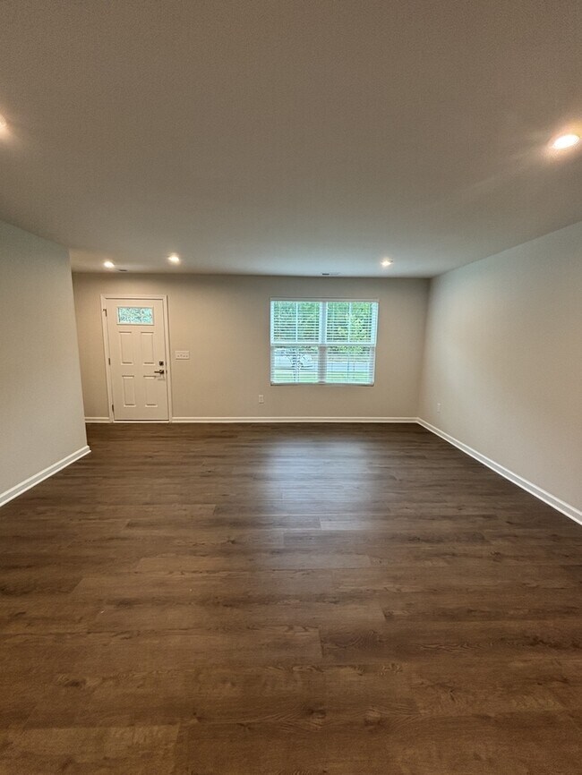 Building Photo - 282 N Coral Bells Wy