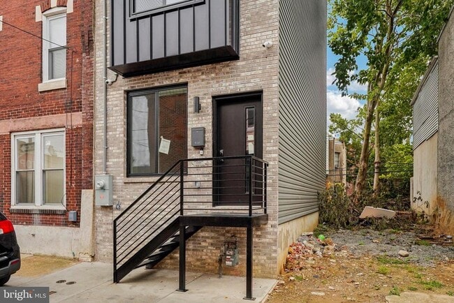 Primary Photo - 2602 Earp St