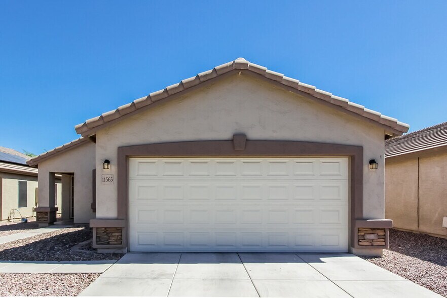 Primary Photo - 11565 W Carol Ave