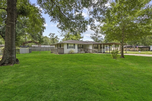 Building Photo - 8598 Cornell Dr