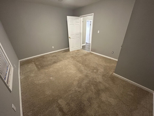 Building Photo - 3960 Craig Ave