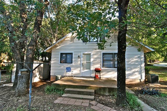 Building Photo - 1706 Saddle Rd