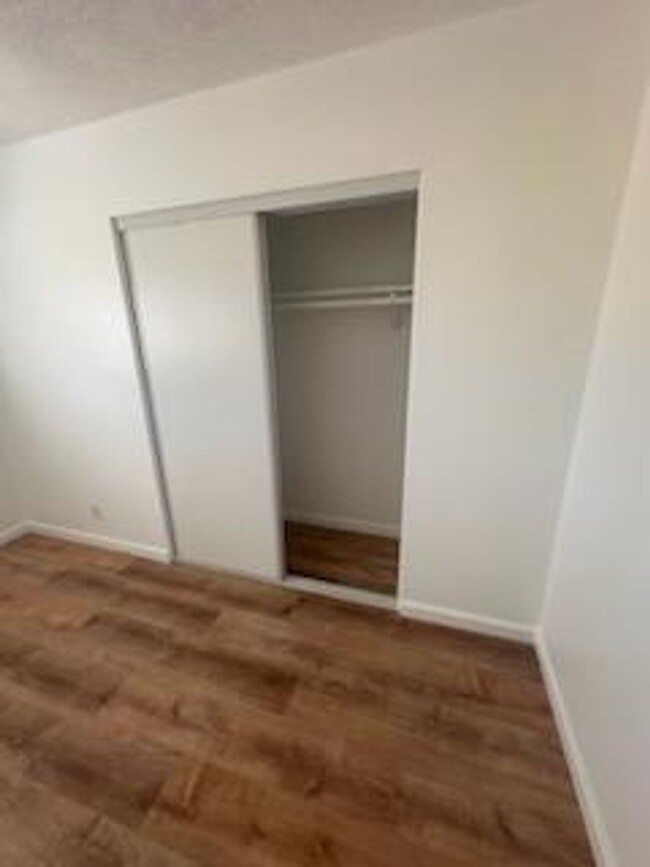Building Photo - **751 Higgins Rd #28 Barstow** 3 bedroom 2...