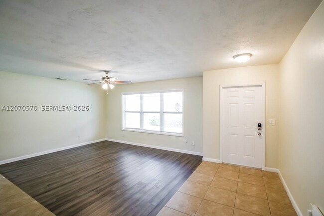 Building Photo - 5313 SW 118th Ave