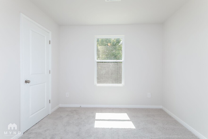 Building Photo - 13027 S Green Wing Cir
