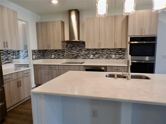 Building Photo - 33251 Sycamore Leaf Dr