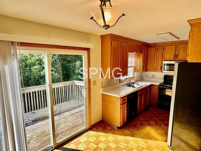 Building Photo - 1552 Terrace Rd SW