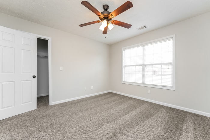 Building Photo - 2508 Oak Creek Ln