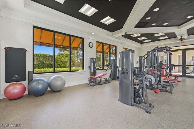 Building Photo - 9475 Isla Bella Cir