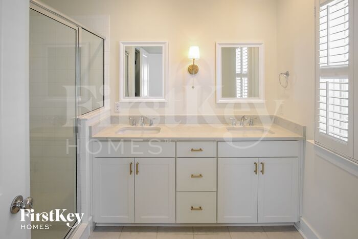 Building Photo - 106 Starling St