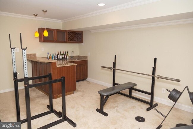 Building Photo - 500 Springvale Rd