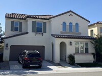 Building Photo - Large & Newer 4 Bedroom/3 Bath House in Sea Glass and Blue Strand Community