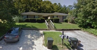 Building Photo - 1368 Kurt Cir