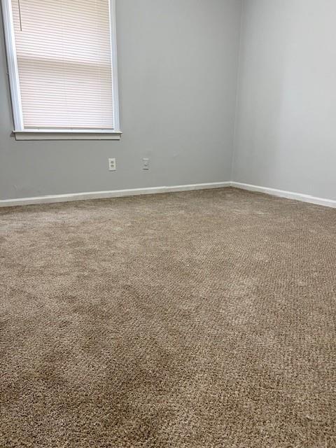 Building Photo - 845 White Oak Ct