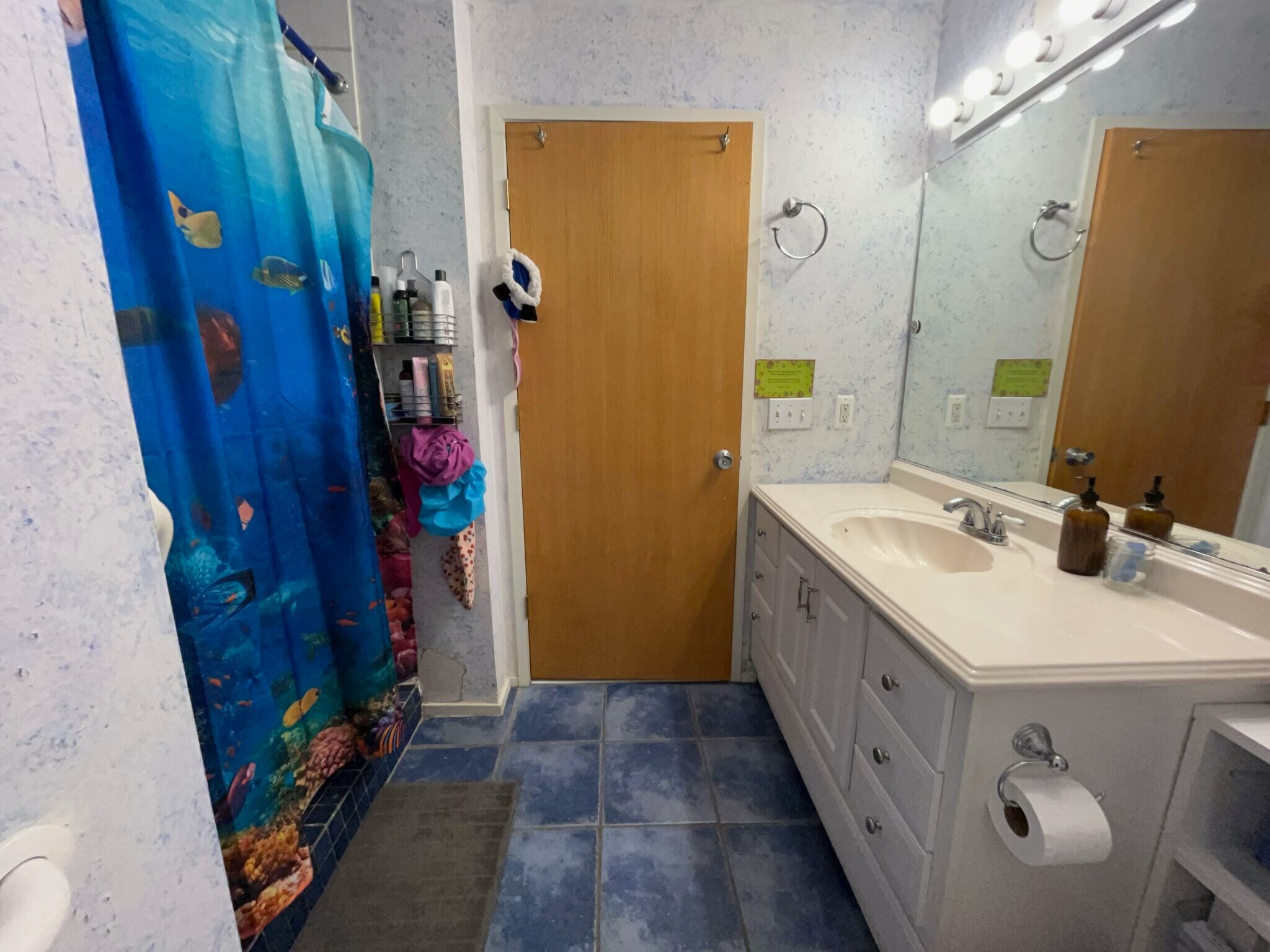 Building Photo - 921 E Huron St