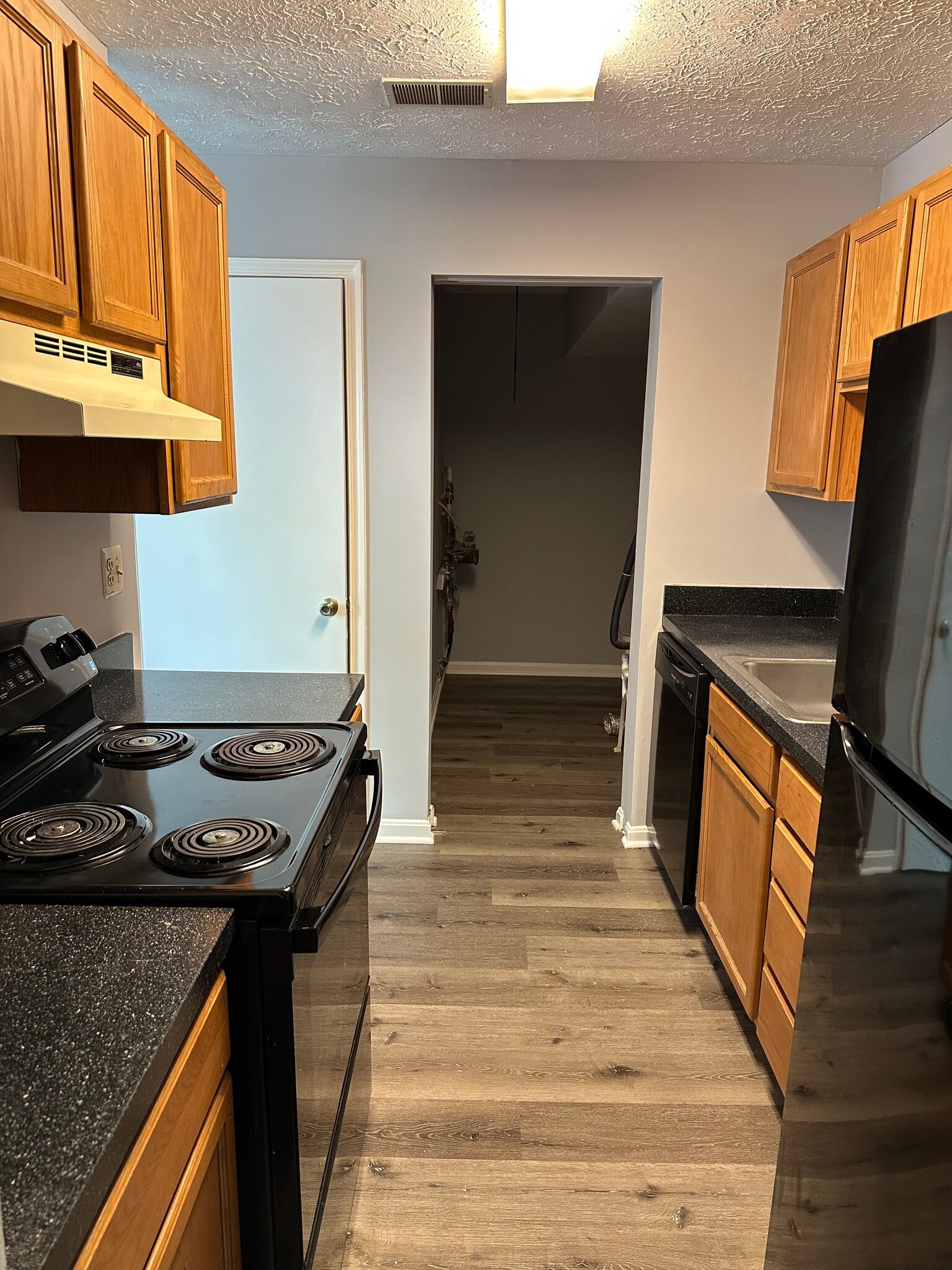 Building Photo - 151 Azalea Ct