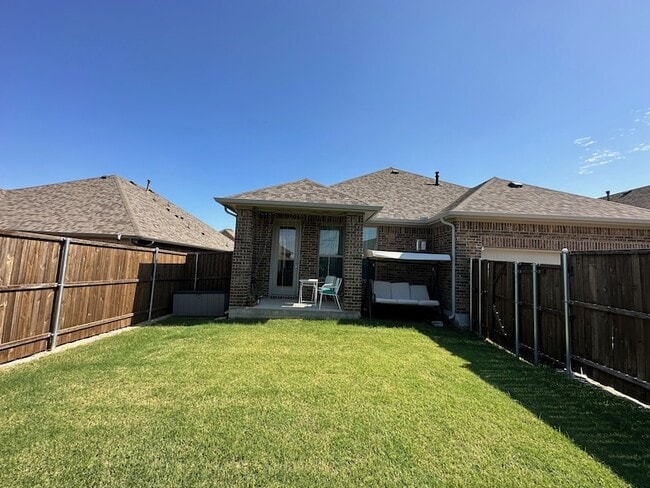 Building Photo - 9632 Staffordshire Rd