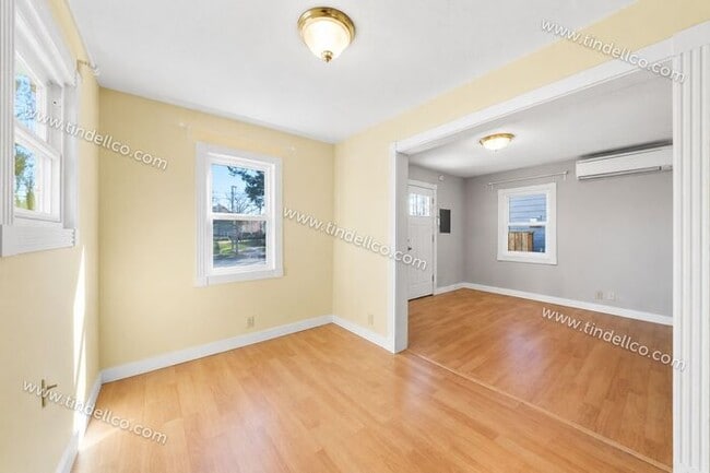 Building Photo - Charming 1-Bedroom Home in Portsmouth with A/C, Fenced Yard & Off-Street Parking
