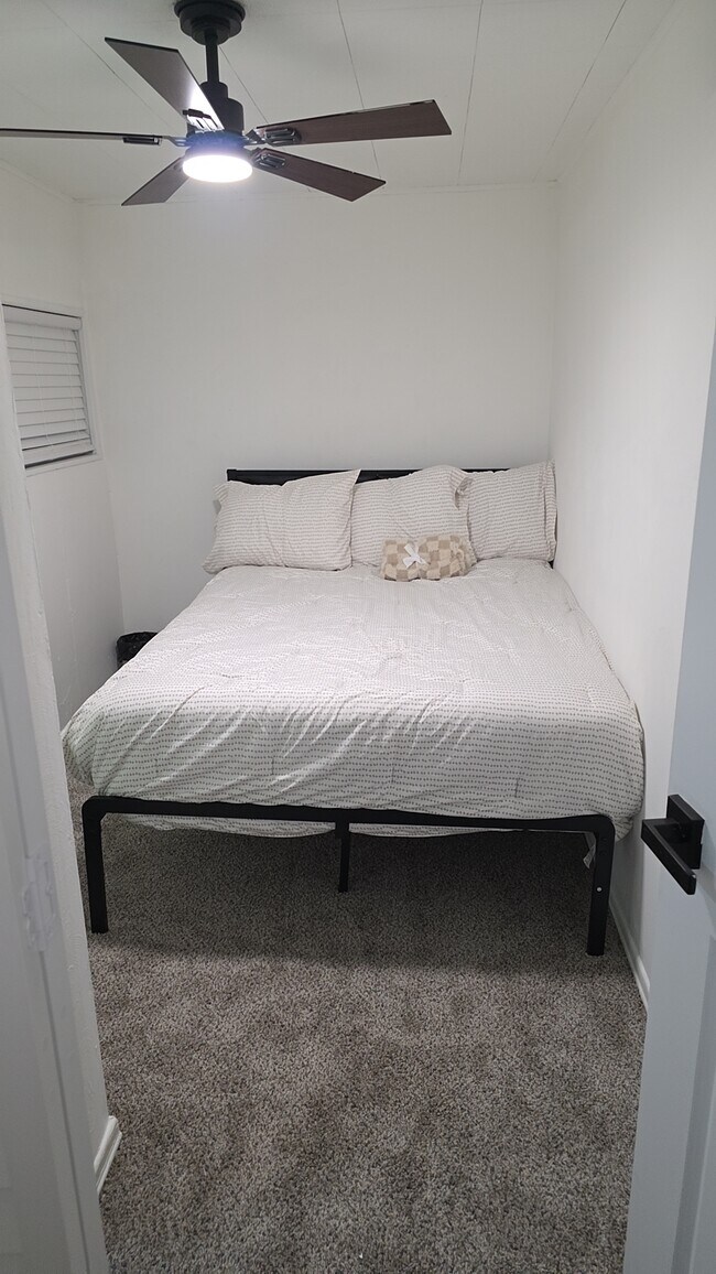 Building Photo - 811 Excelsior St