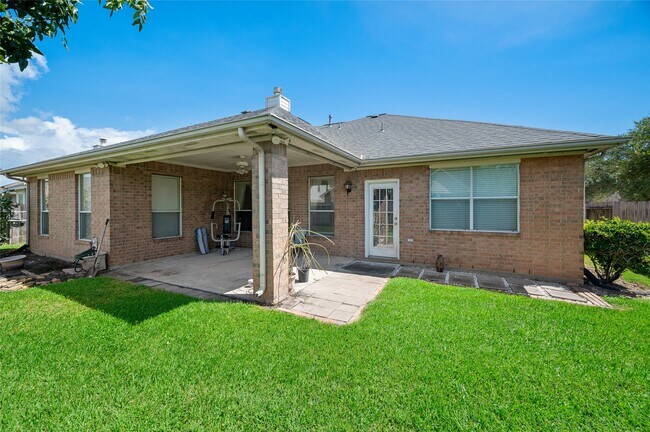 Building Photo - 11402 Bucks Bridge Ln