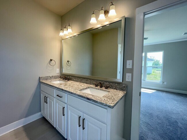 Building Photo - 4 Bed 3 Bath in Southhaven! Move-In Ready! $500 off first month with 30 day move in**