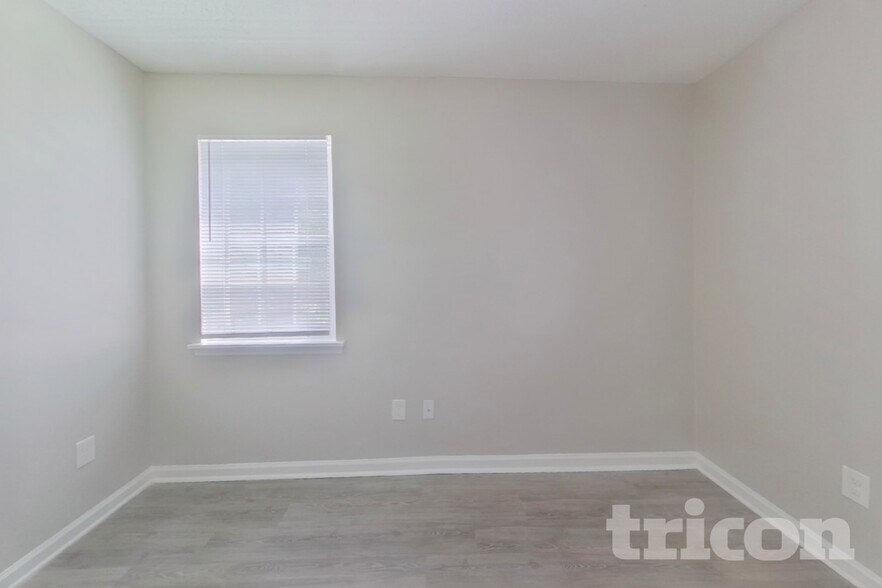 Building Photo - 7307 Hooksett Ct