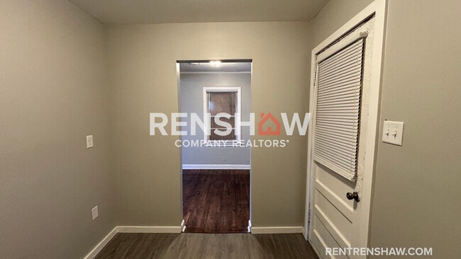 Building Photo - 1599 Hope St