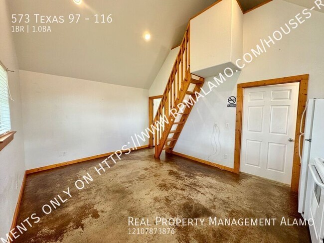 Building Photo - 573 TX-97
