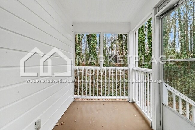 Building Photo - 2996 Palm Dr