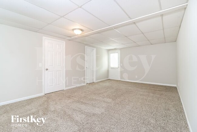 Building Photo - 1074 Bridle Creek Dr