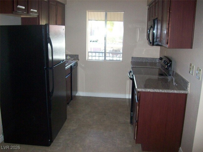 Building Photo - 5160 Indian River Dr