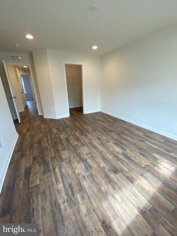 Building Photo - 128 Tuxford Rd