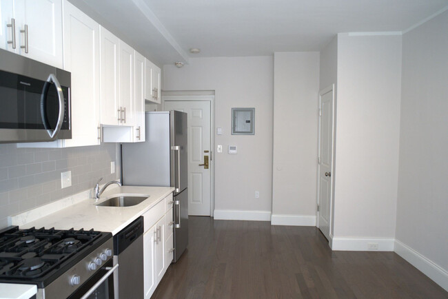 Interior Photo - Clearway Apartments