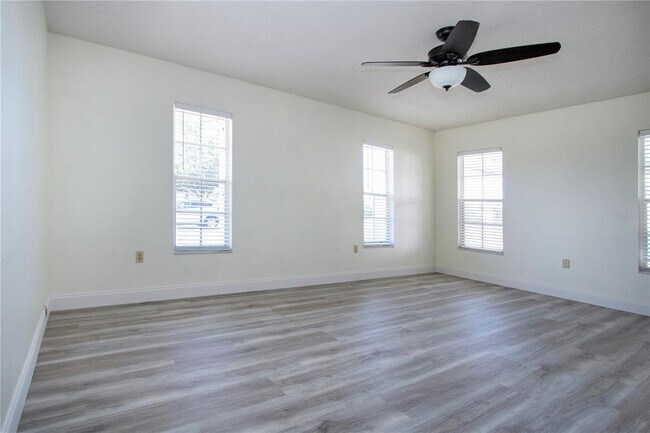 Building Photo - 3807 Joyce Dr