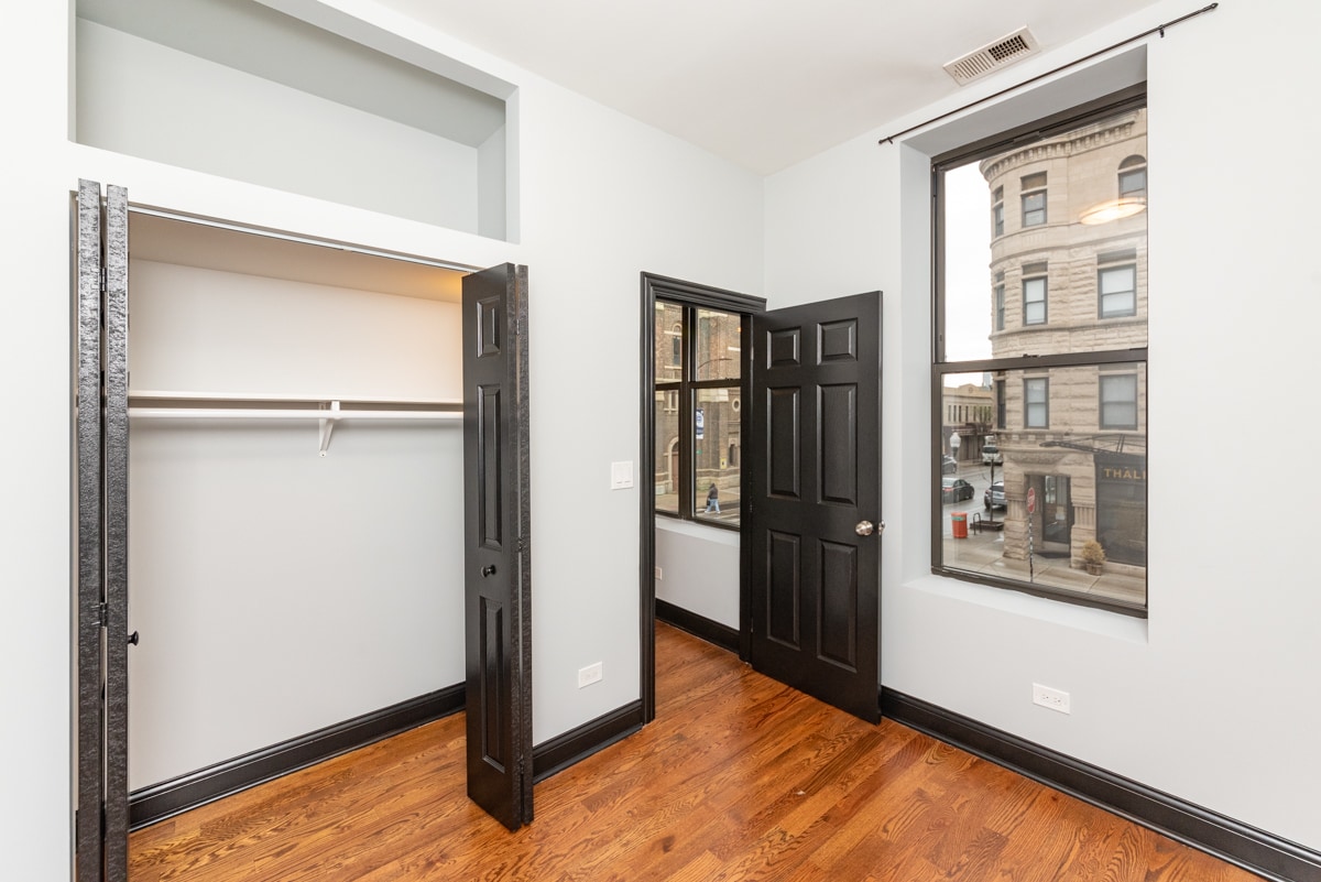 Building Photo - 1800 S Allport St