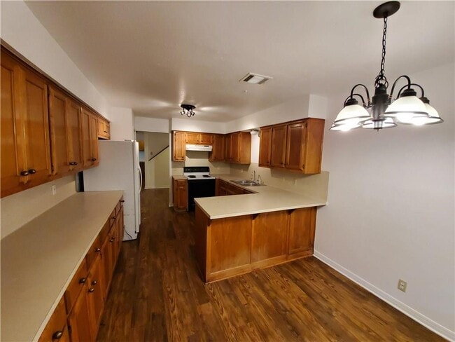 Building Photo - 108 Verna Spur