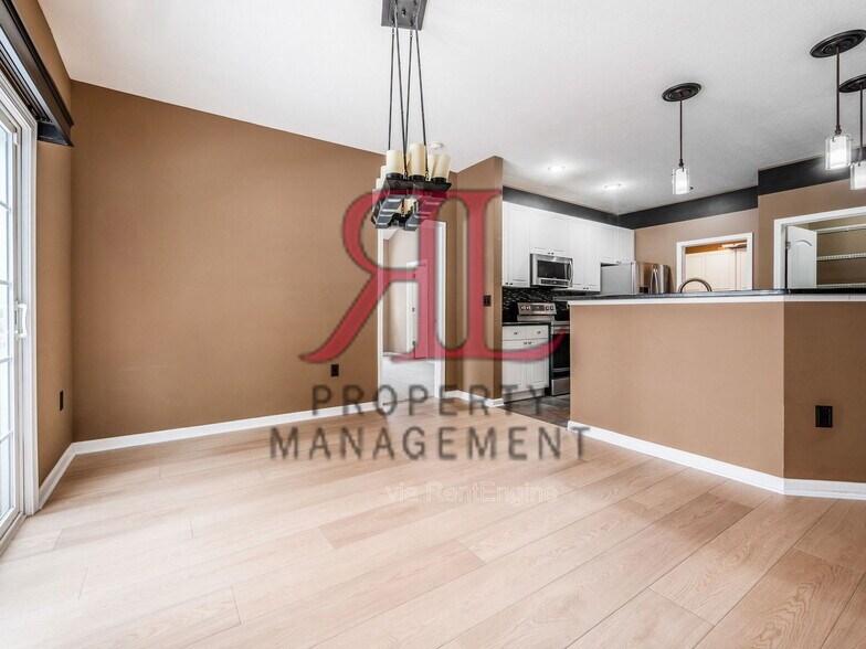 Building Photo - 7826 Scioto Crossing Blvd