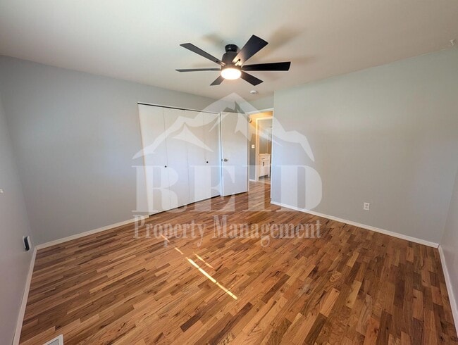 Building Photo - Comfortable Single-Story Rambler in Central Kitsap