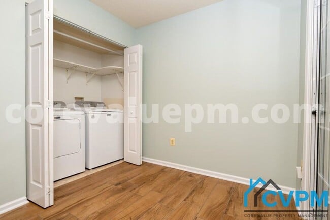 Building Photo - 2336 Turnbridge Ct