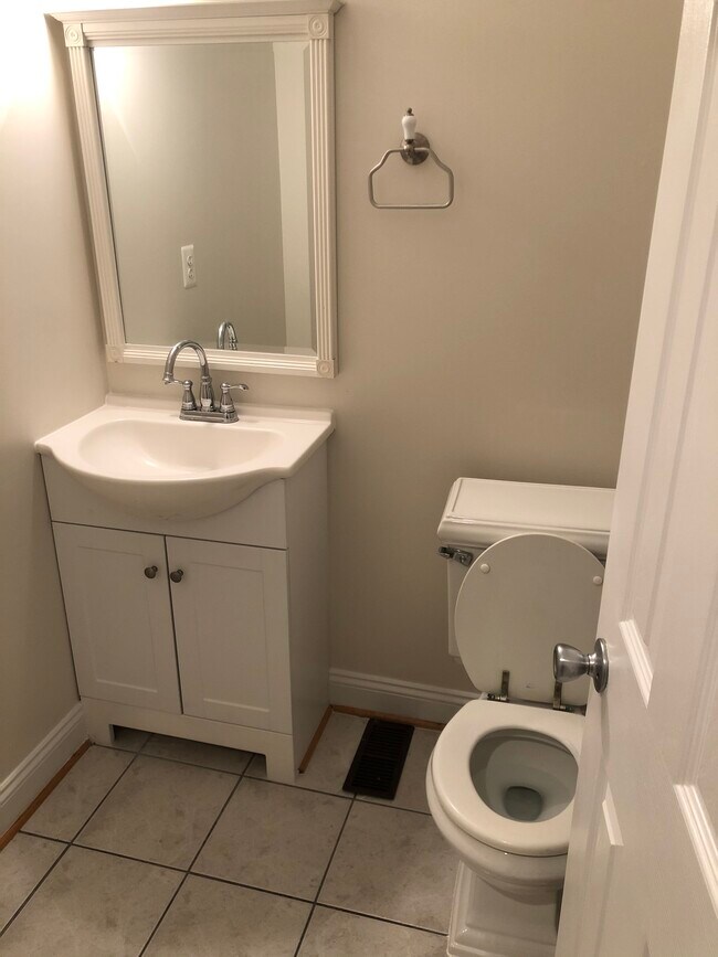 Basement full bathroom - 1204 Florida Ave NE