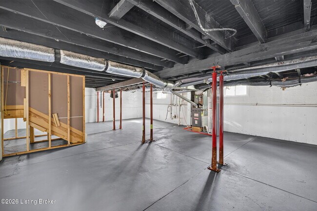 Building Photo - 730 Iowa Ave