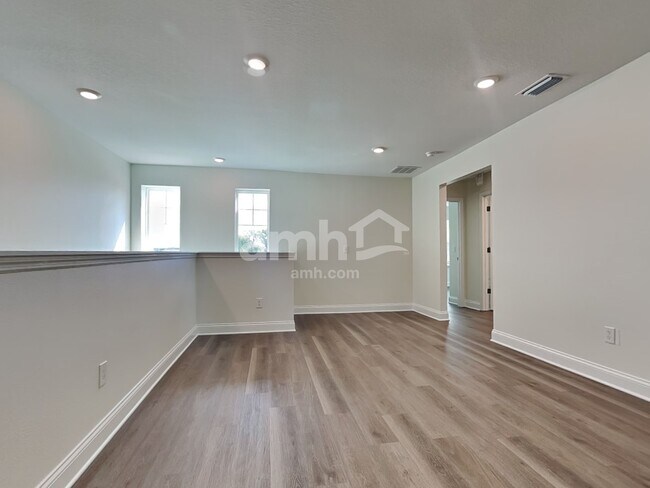 Building Photo - 940 Grafton Ridge Dr