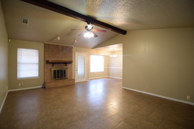 Building Photo - 3311 Johnson Dr